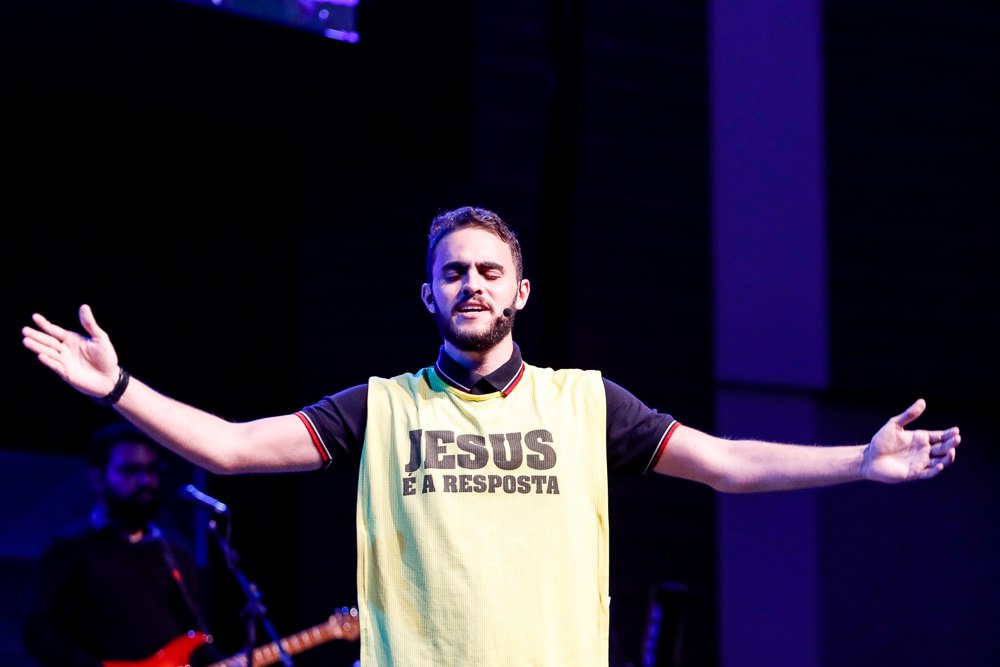 Igreja intercedeu por cura de depressão e ansiedade no Culto de Oração