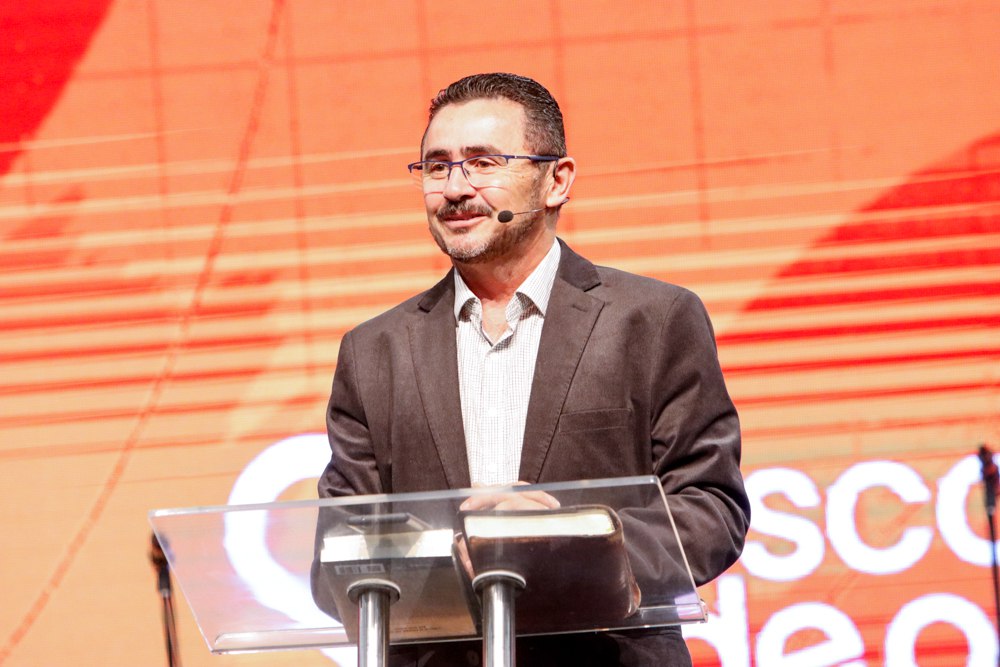 Pr. João Roberto - paternidade