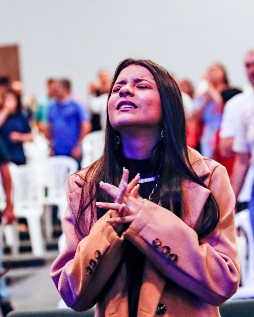 Atmosfera da manifestação do poder de Deus