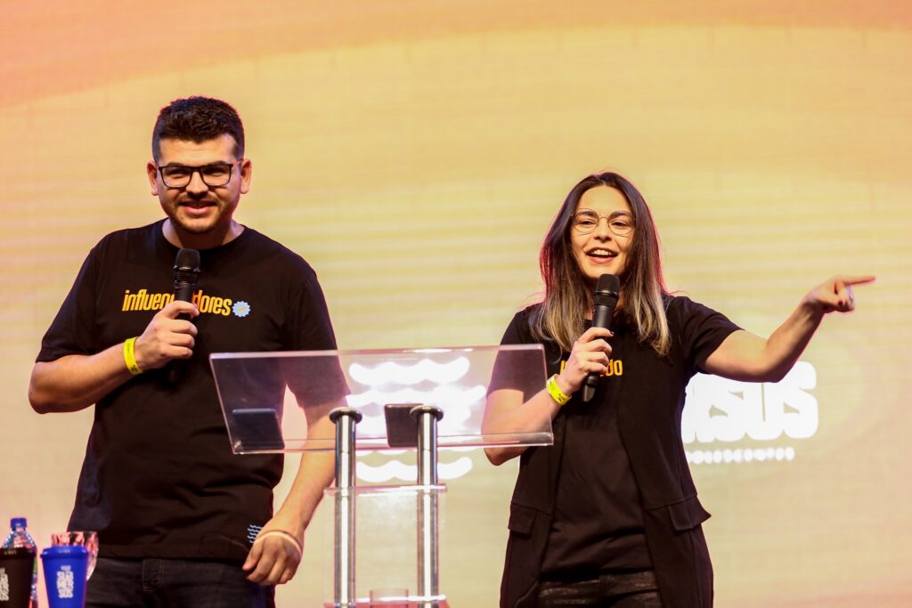 Adolescentes do Verbo da Vida Sede