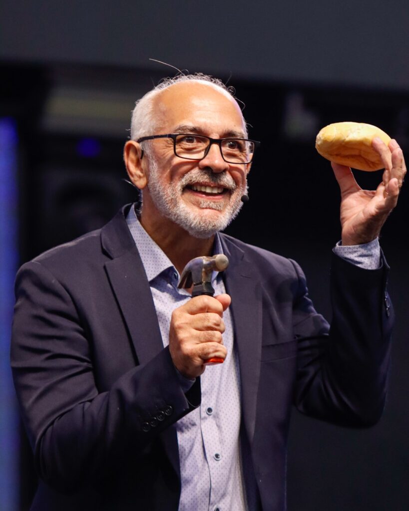 A comunhão sustenta o servir