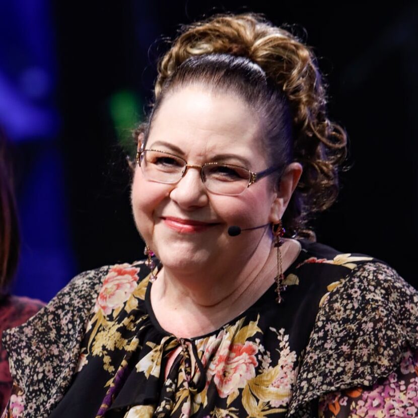 O caminho da obediência: a chave que move o Céu a seu favor - Elia Nicholas