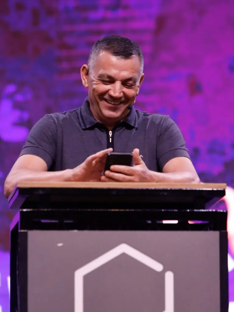 Resistindo ou permitindo?