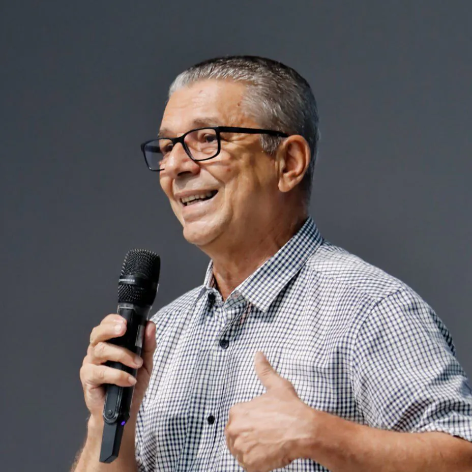 Posicionamento que gera mudança: quando a fé se torna atitude - Helmiton Barbosa