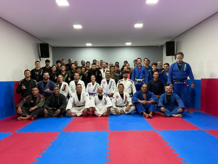 Projeto de Jiu-Jitsu nas Malvinas reuniu 55 alunos na aula inaugural