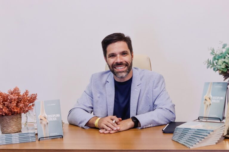 Thiago Borba lançou seu primeiro livro: “Disciplina Bíblica