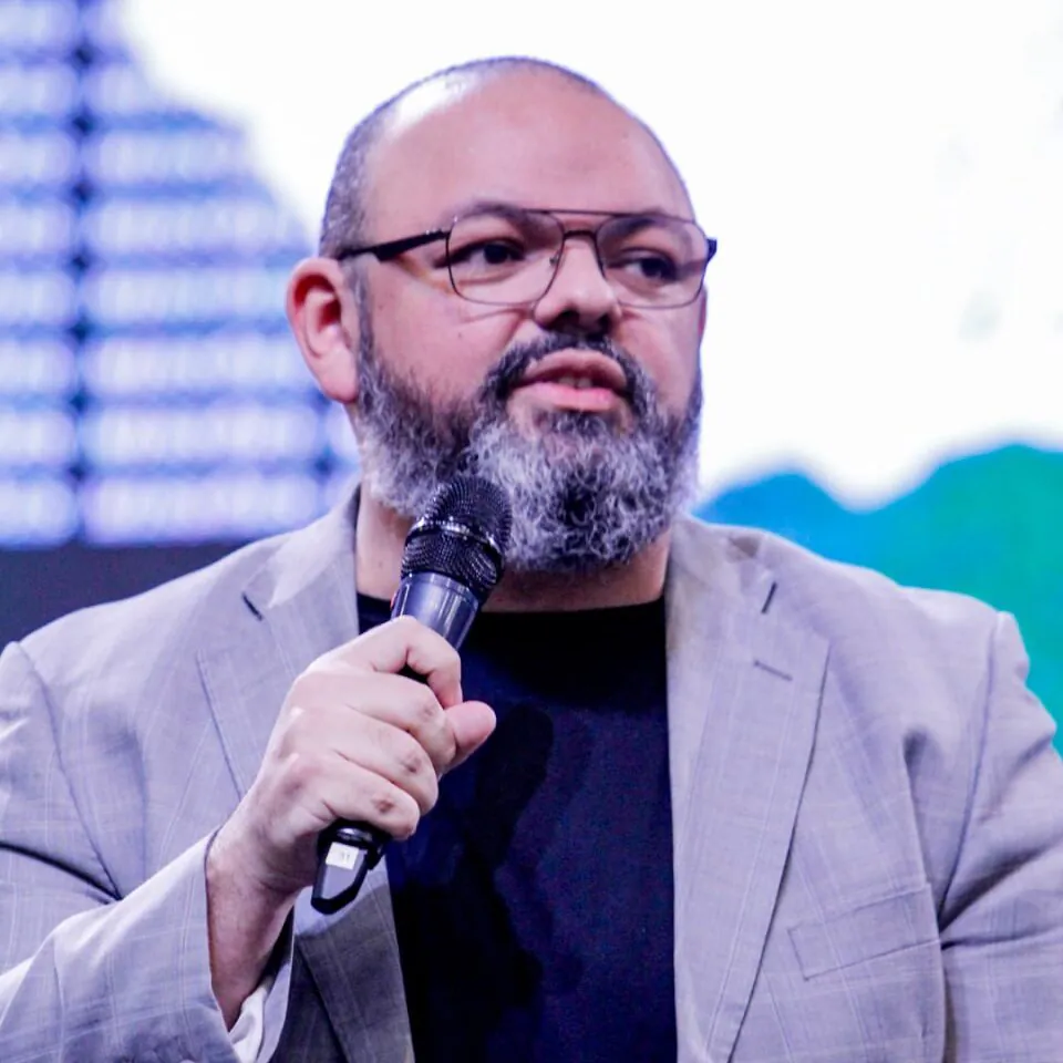 Quem você é em Deus? O chamado que nasce da identidade - Raphael Frota