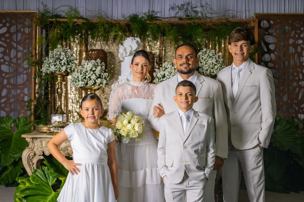 Verbo Sede celebrou casamento coletivo com 14 casais