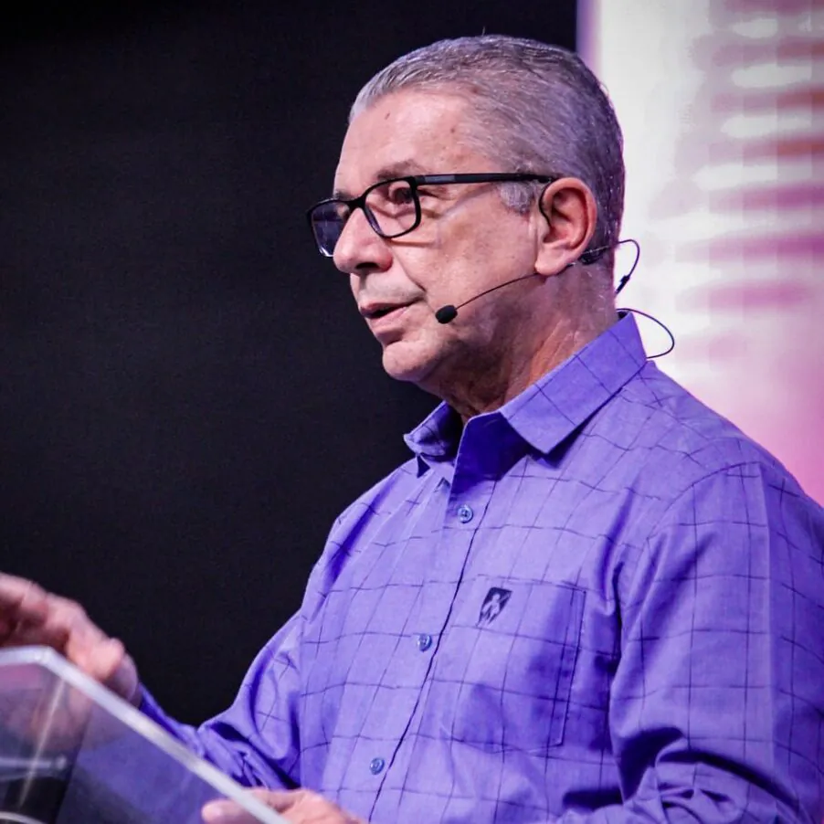O lar como laboratório: onde Deus nos molda para a vida - Helmiton Barbosa