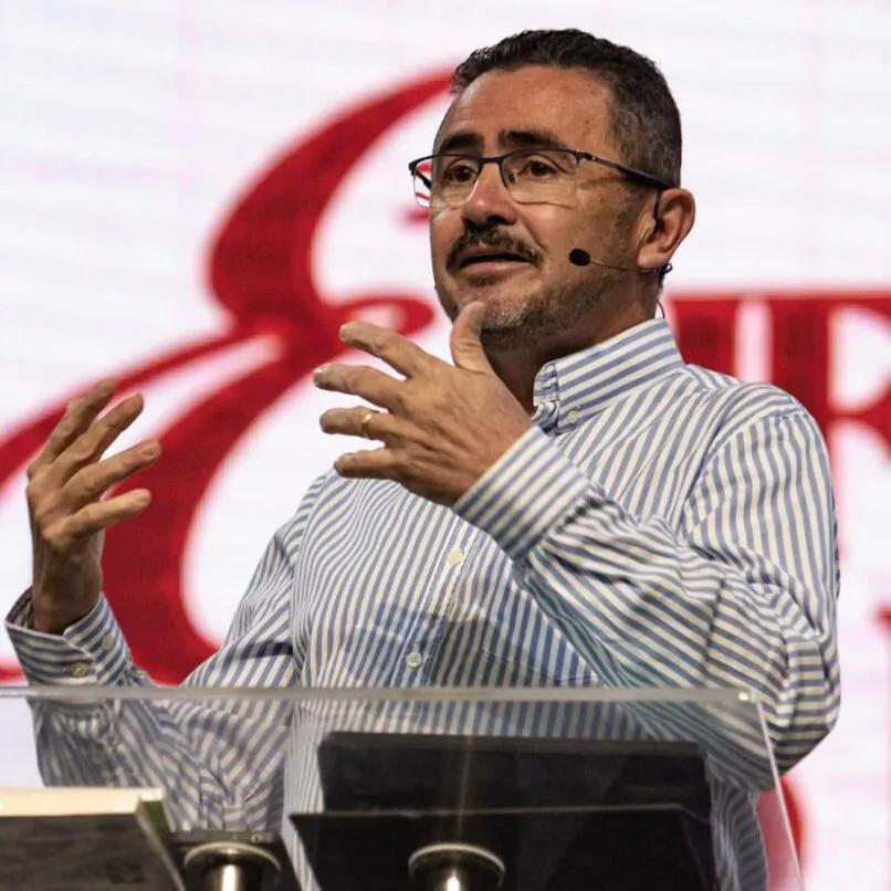 Ordem, honra e maturidade: o ofício pastoral no Corpo de Cristo - João Roberto Albuquerque