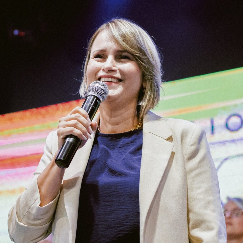 Edma Wray - Mantendo as Conexões