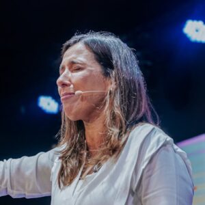 Somos Igreja - Marcela Chianca