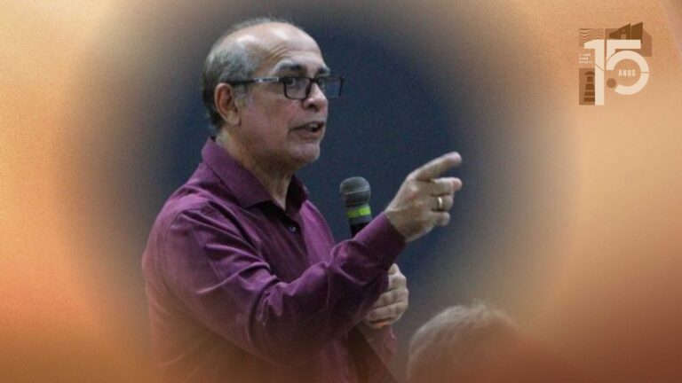 Manhã de domingo é marcada por conselhos sobre maturidade e fidelidade ao Senhor