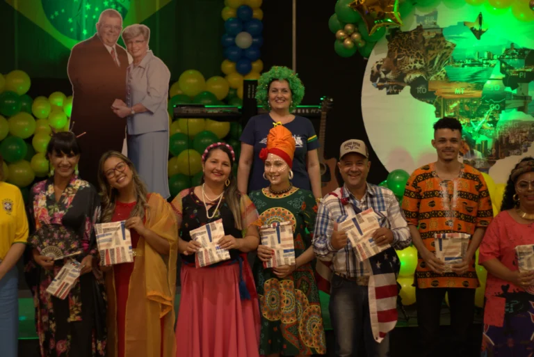 TURMA DE CONCLUINTES DO SEGUNDO ANO DO RHEMA VILA GLÓRIA CELEBRAM AULA DA SAUDADE